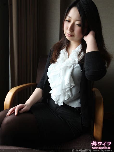 <b>Mature</b> women are more useful than teenage girls when it comes to fulfilling a man’s desires. . Mature japanese pornstar